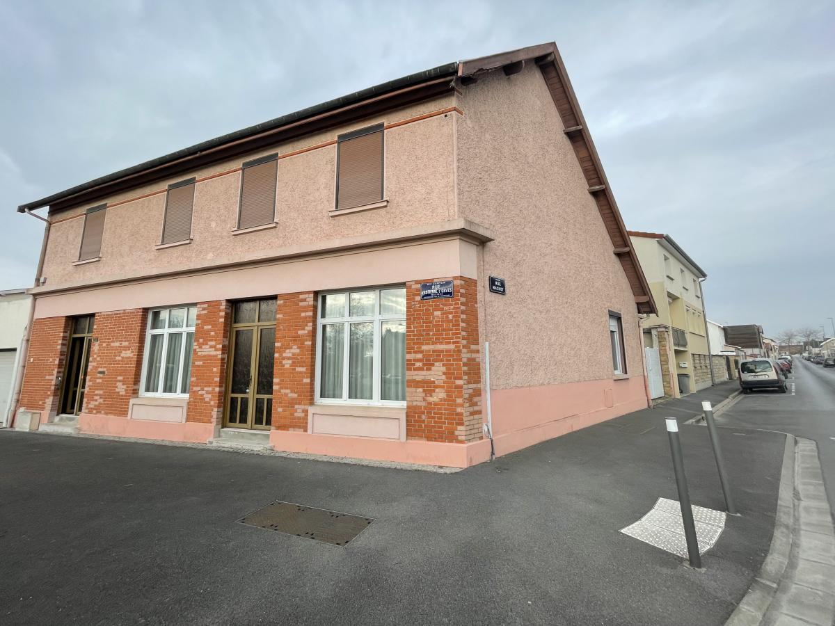Villa / Maison  T6 à vendre Reims 51100
