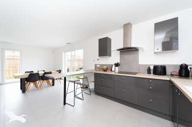 Maison 4 pièces 241960 €