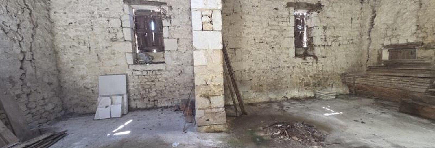 Maison 1 Pièce 224 m² à vendre à Saintes (17100)