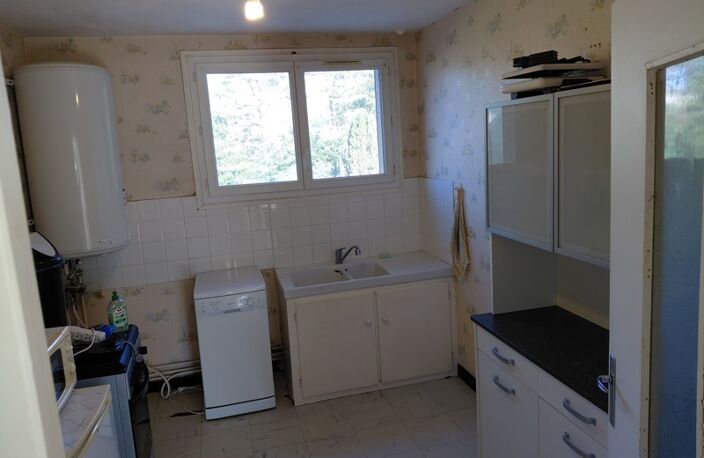 Vente appartement 4 pièces 90 m² Égletons (19300) — photo 3