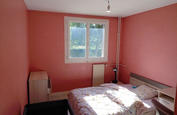 Vente appartement 4 pièces 90 m² Égletons (19300) — photo 5