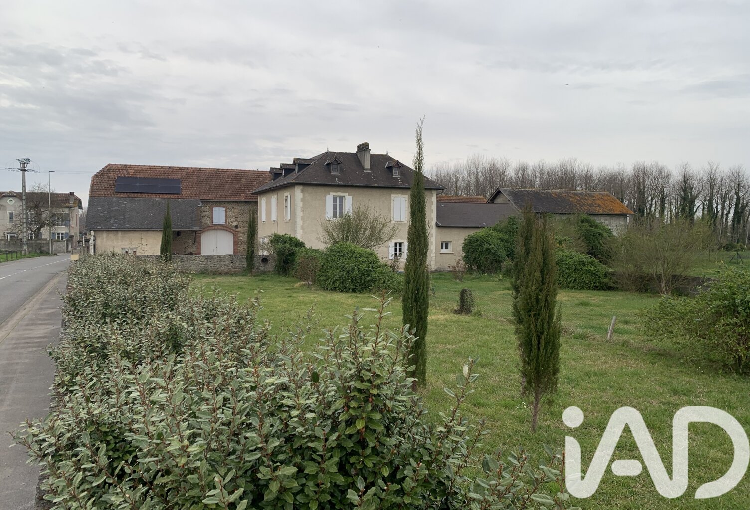 Vente Maison/villa 8 pièces — photo 1