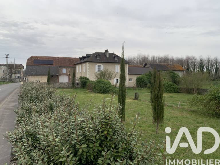 Vente Maison/villa 8 pièces — photo 1