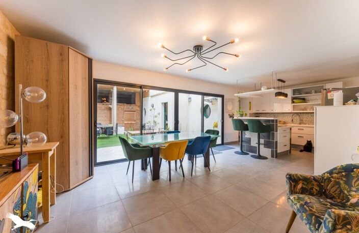 Maison de ville de 7 pièces principales — photo 2
