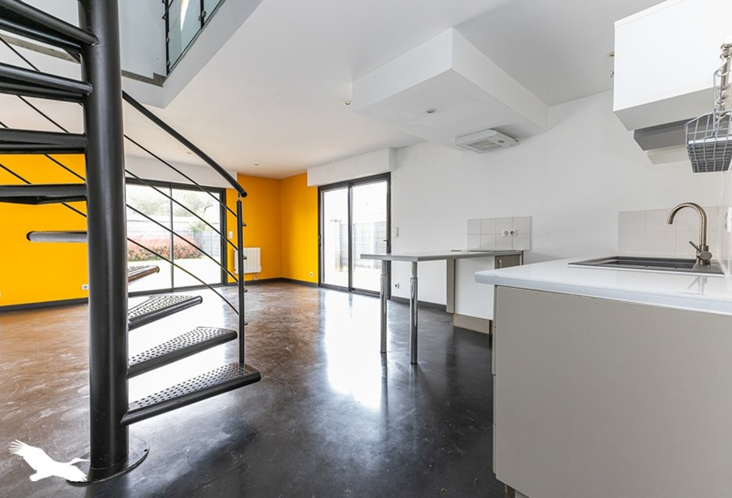 Triplex de 4 pièces principales — photo 1