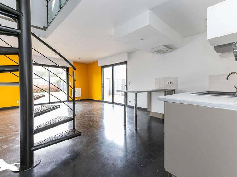 Triplex de 4 pièces principales — photo 1
