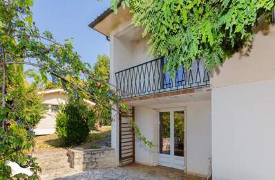 Maison de ville de 7 pièces principales — photo du bien