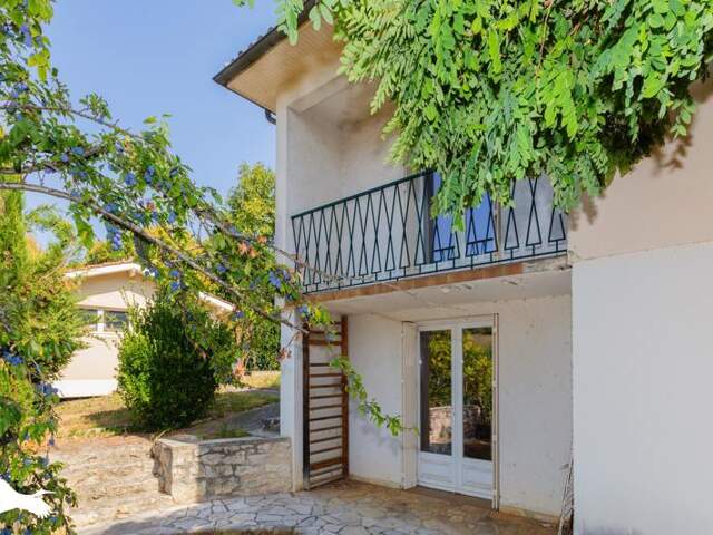 Maison de ville de 7 pièces principales — photo du bien