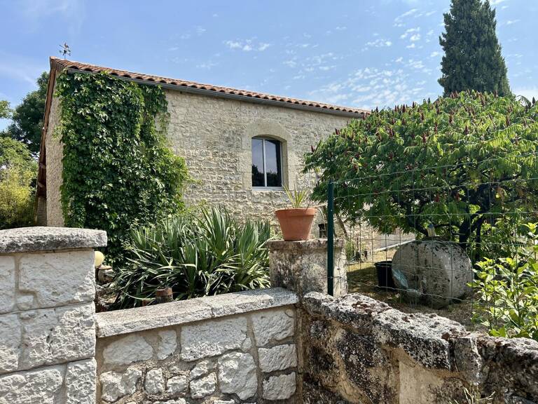 Propriété - Piscine et Dépendances — photo 1