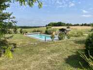 Propriété - Piscine et Dépendances — photo 4