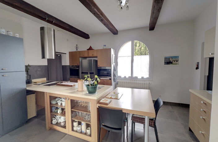 Sauve, grande maison atypique rénovée avec goût — photo 3