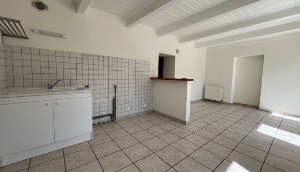 Villa / Maison 3 pièces  à louer Thueyts 07330