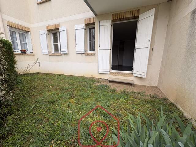 Studio avec jardinet privatif — photo du bien