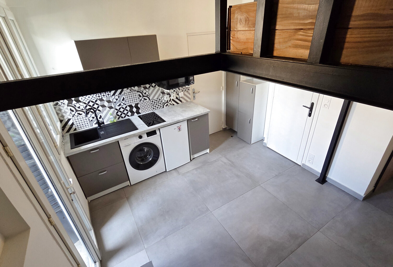 Nice ouest   Ferber - Studio rénové avec balcon — photo 1