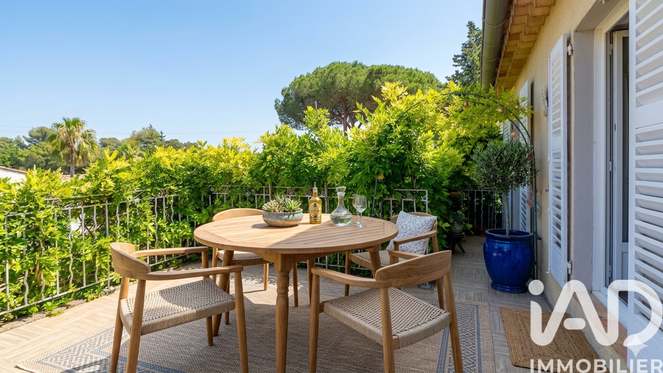 Appartement à vendre, 3 pièces, 71 m², La Ciotat