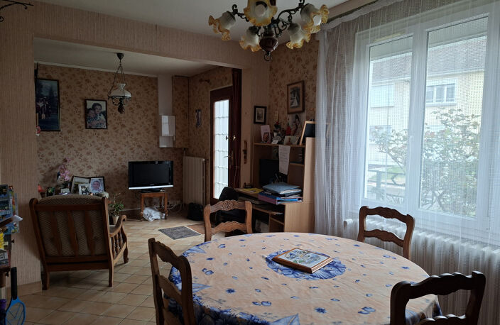 A VENDRE LE MANS HEUZE MAISON 3 CHAMBRES GARAGE — photo 2