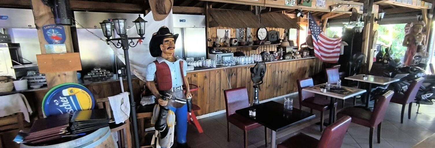 Commerce  200 m² à vendre à Saint-Pierre (97410)