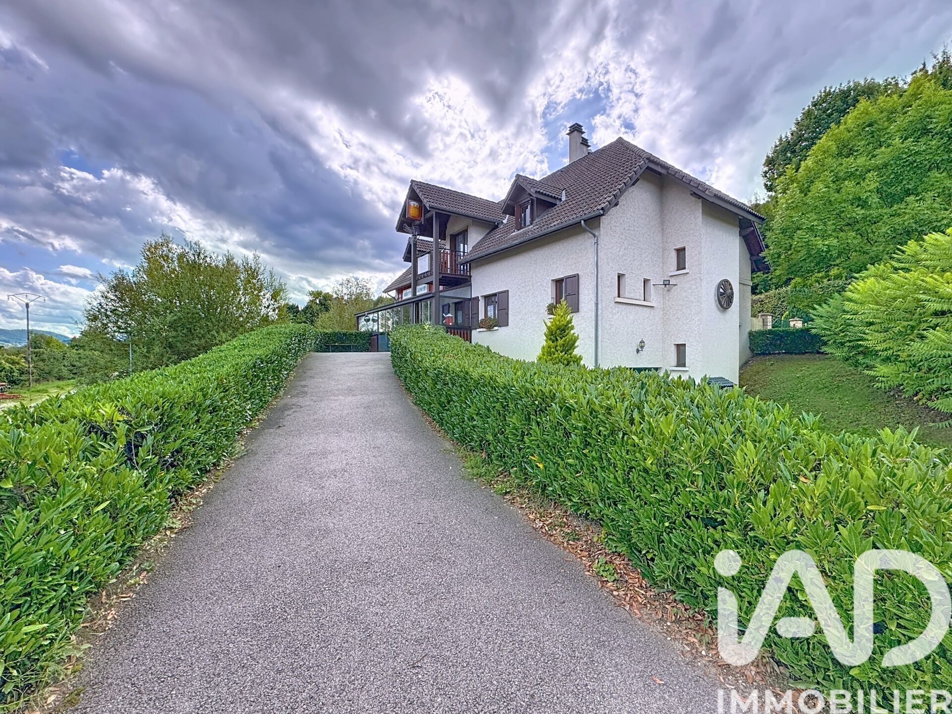 Miribel-Lanchatre - 275m² - 9p. - 3ch.