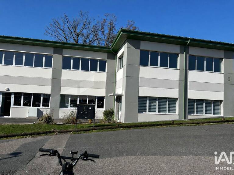 Vente Bureaux 158 m&sup2; — photo 1