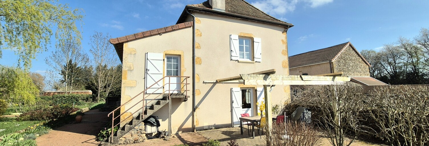 Maison 5 Pièces 145 m² à vendre à Sainte-Foy (71110)