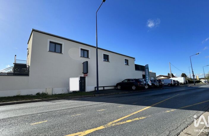 Vente Boutique/Local commercial 127 m&sup2; — photo 3