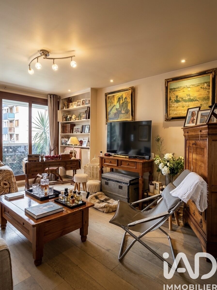 Paris 19e - 71m² - 3p. - 2ch.