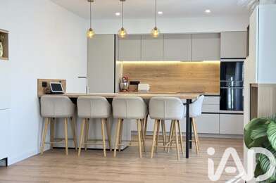 Appartement 4 pièces 239000 €