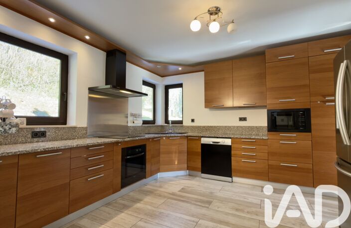 Vente Maison traditionnelle 8 pièces — photo 3