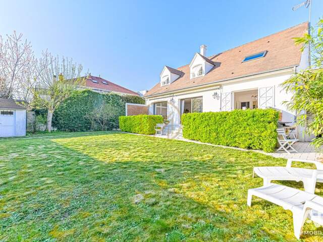 Vente Maison/villa 8 pièces — photo du bien