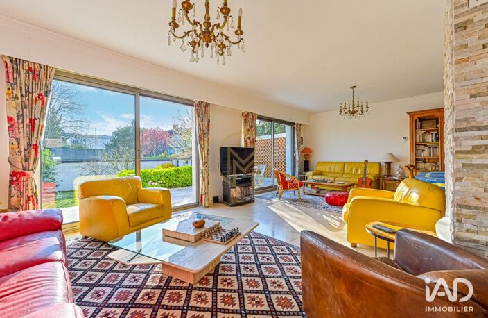 Vente Maison/villa 8 pièces — photo 3