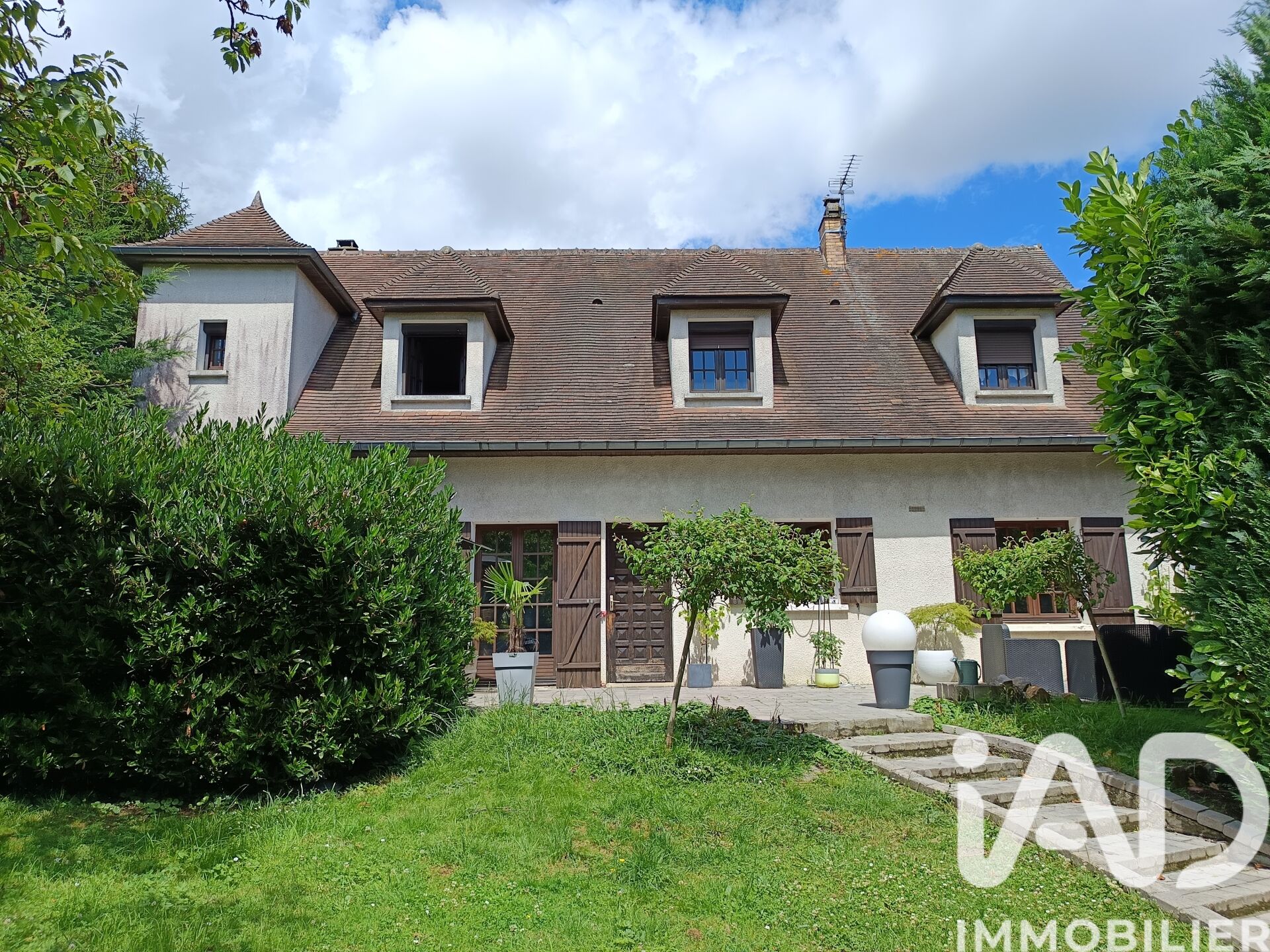 Ste-Genevieve - 144m² - 6p. - 4ch.