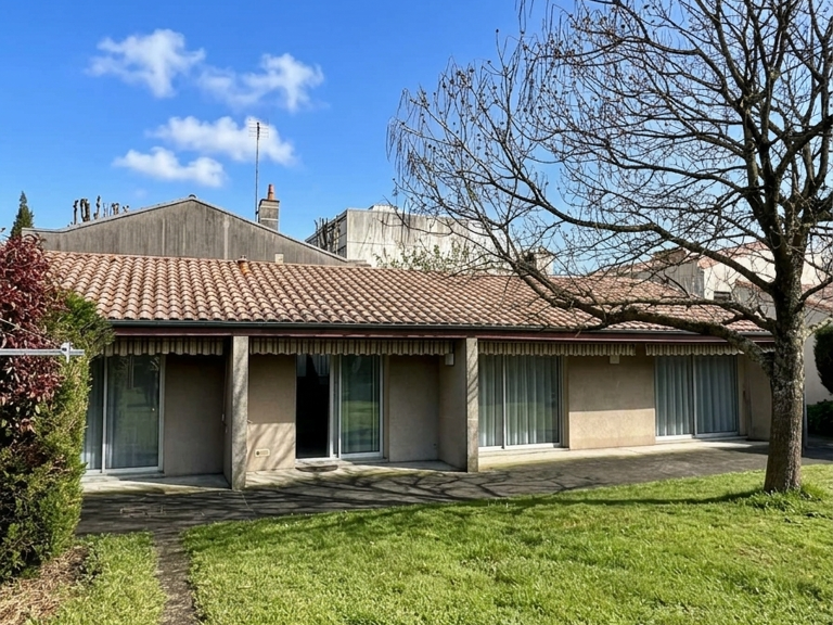 Vente Maison de ville 7 pièces — photo 1