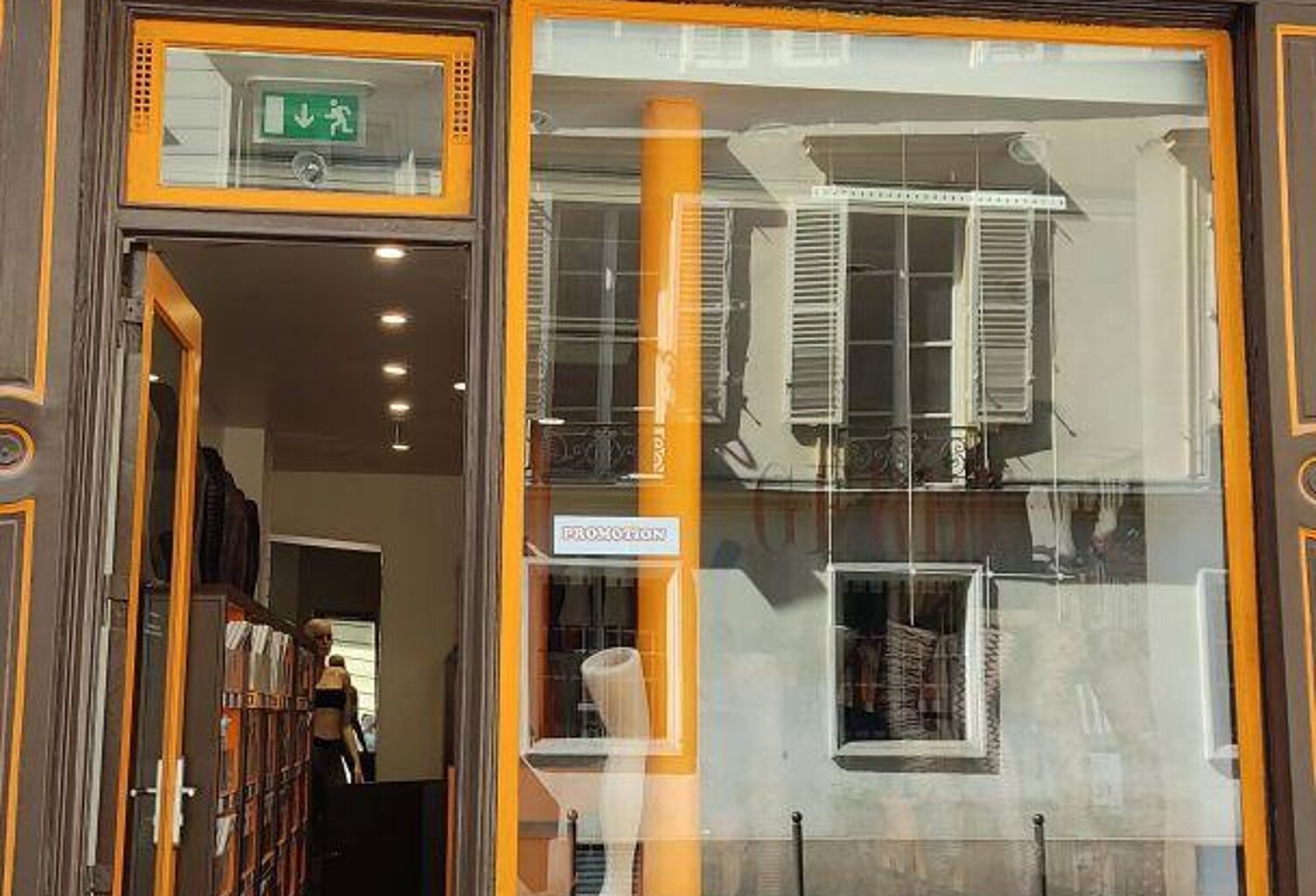 Vente Boutique/Local commercial 45 m&sup2; — photo 1