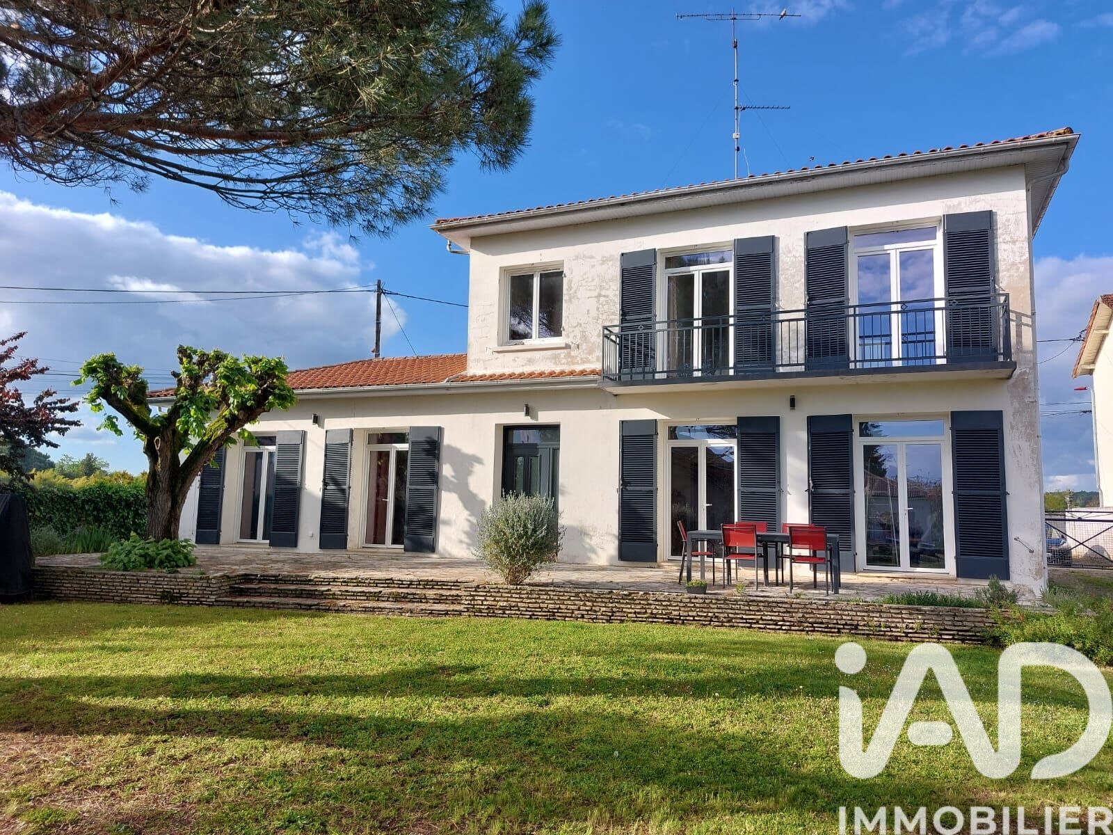 Bergerac - 204m² - 9p. - 4ch.