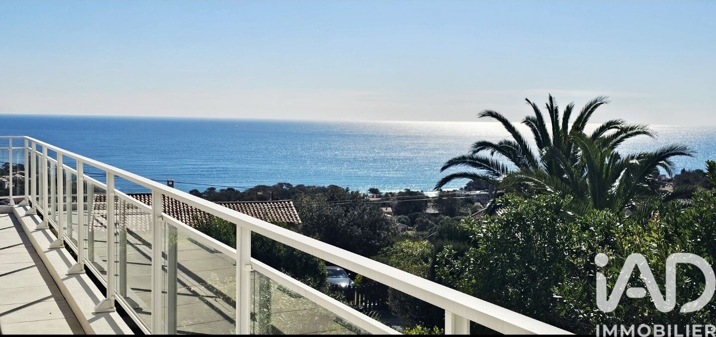 Vente Appartement 4 pièces - Photo 2
