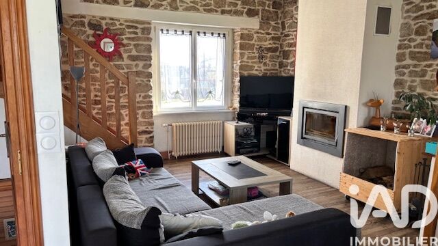 Le-Cloitre-Pleyben - 124m² - 5p. - 3ch.