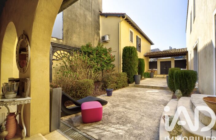 Vente Maison/villa 9 pièces — photo 2