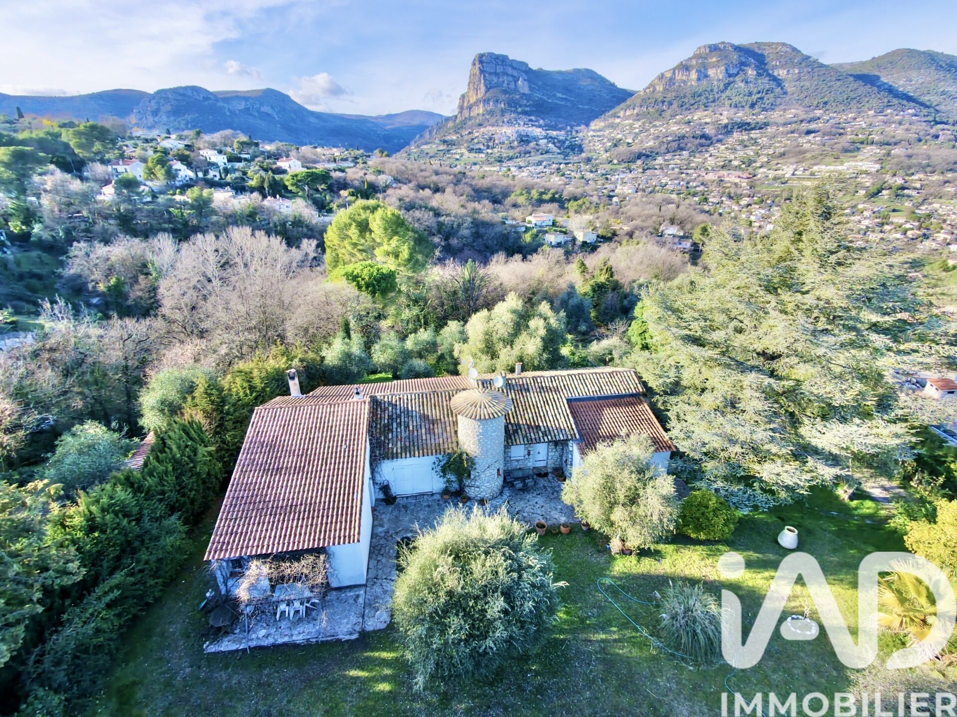 La-Gaude - 220m² - 7p. - 4ch.