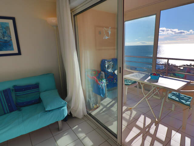 A VENDRE 2 PIECES CABINE 32M2 VUE SUR MER A LA CORNICHE A SE — photo du bien