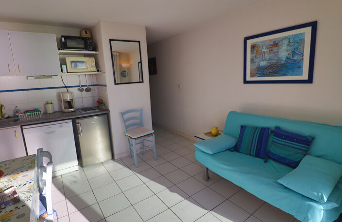 A VENDRE 2 PIECES CABINE 32M2 VUE SUR MER A LA CORNICHE A SE — photo 2
