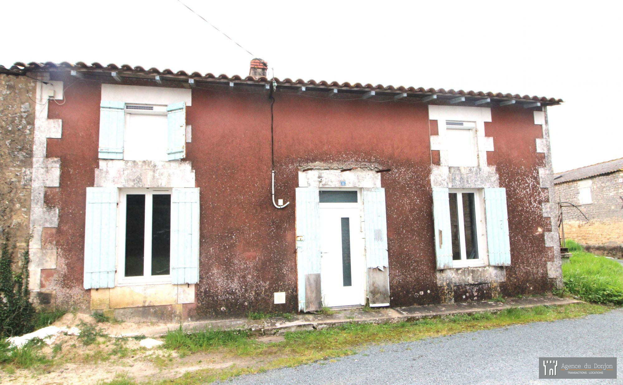 Villa / Maison  T4 à vendre Tanzac 17260