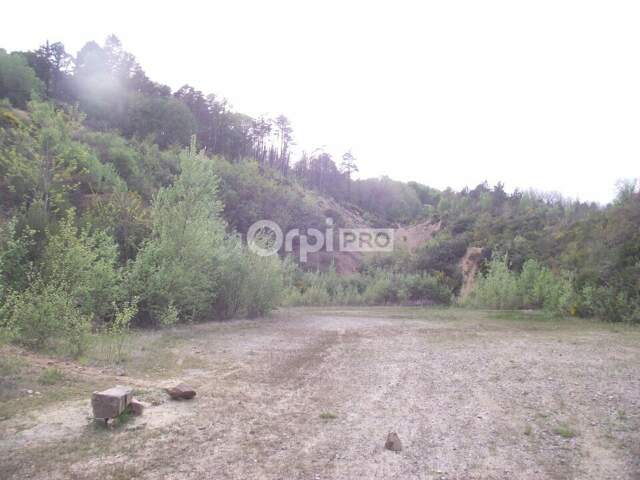 TERRAIN A VENDRE — photo du bien