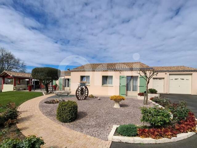 Proche centre-ville - Plain-pied 141m² — photo du bien