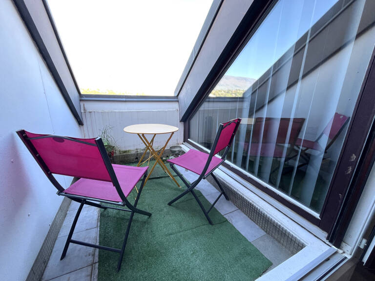 A VENDRE AIX LES BAINS STUDIO BALCON VUE LAC — photo 1