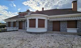 Maison 12 Pièces 280 m² à vendre à Courpière (63120)