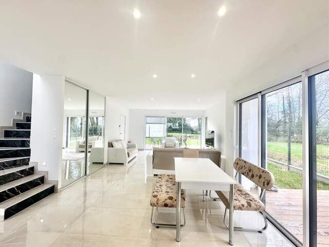 MAISON CONTEMPORAINE - 105 m² - LOCQUELTAS — photo du bien