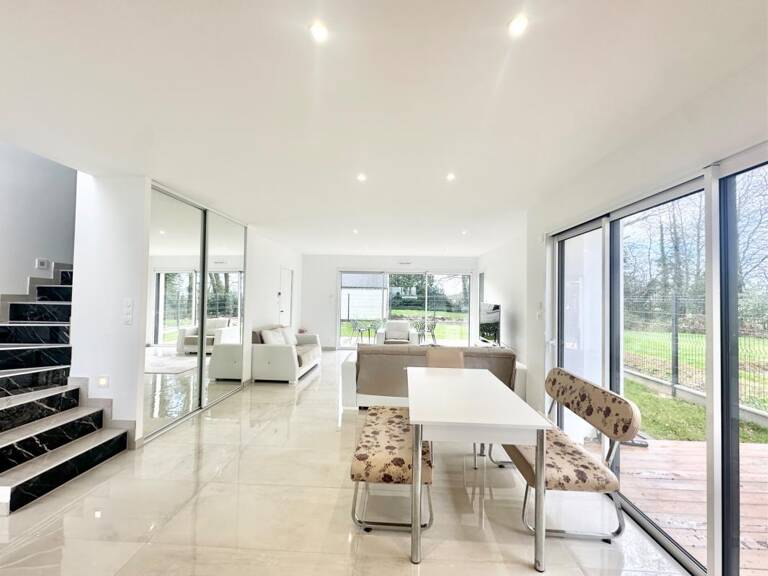 MAISON CONTEMPORAINE - 105 m² - LOCQUELTAS — photo 1