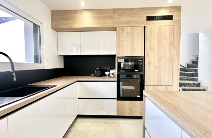 MAISON CONTEMPORAINE - 105 m² - LOCQUELTAS — photo 5