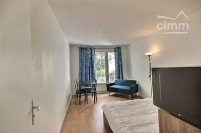 Appartement 1 pièces 945 €