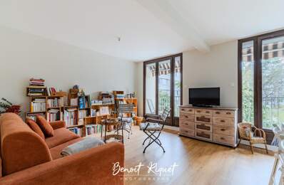Appartement T3 rénové avec balcon, loggia et vue dégagée sur — photo du bien